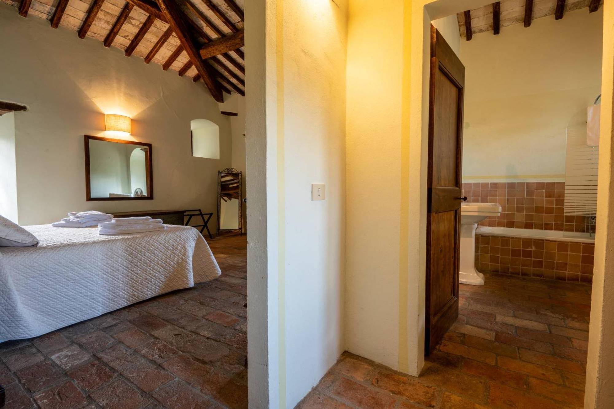 مبيت وإفطار Antognola Castello Valenzino المظهر الخارجي الصورة