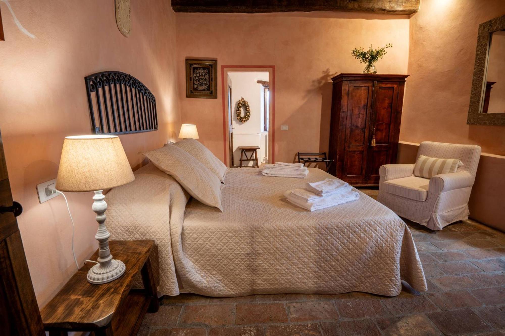 مبيت وإفطار Antognola Castello Valenzino المظهر الخارجي الصورة